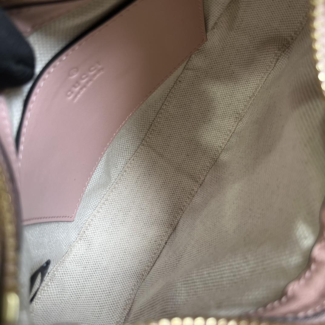 Gucci GG Matelasse Mini Bag(21x 14x 6cm) - DopestKickz
