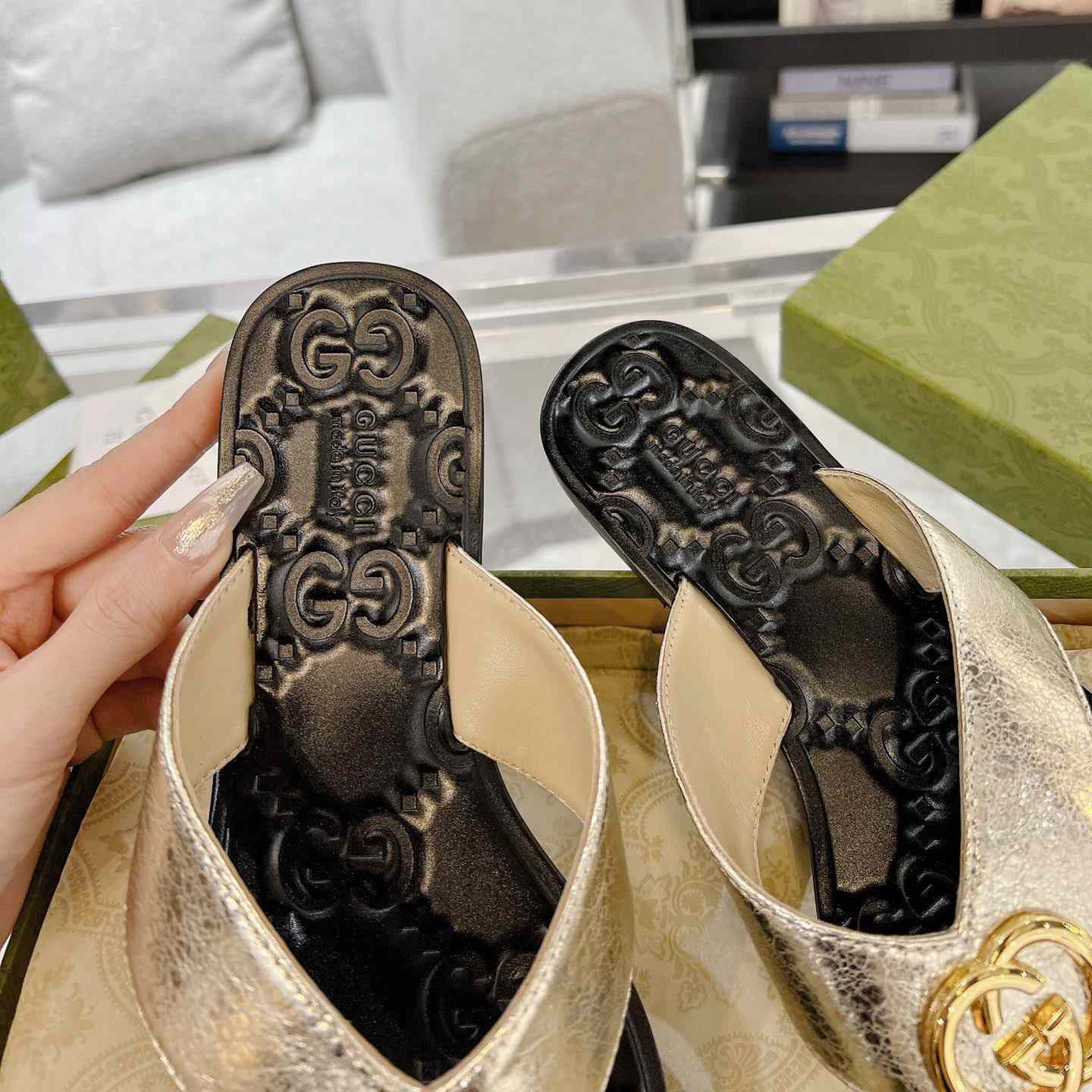 Gucci Double G Thong Sandals - DopestKickz