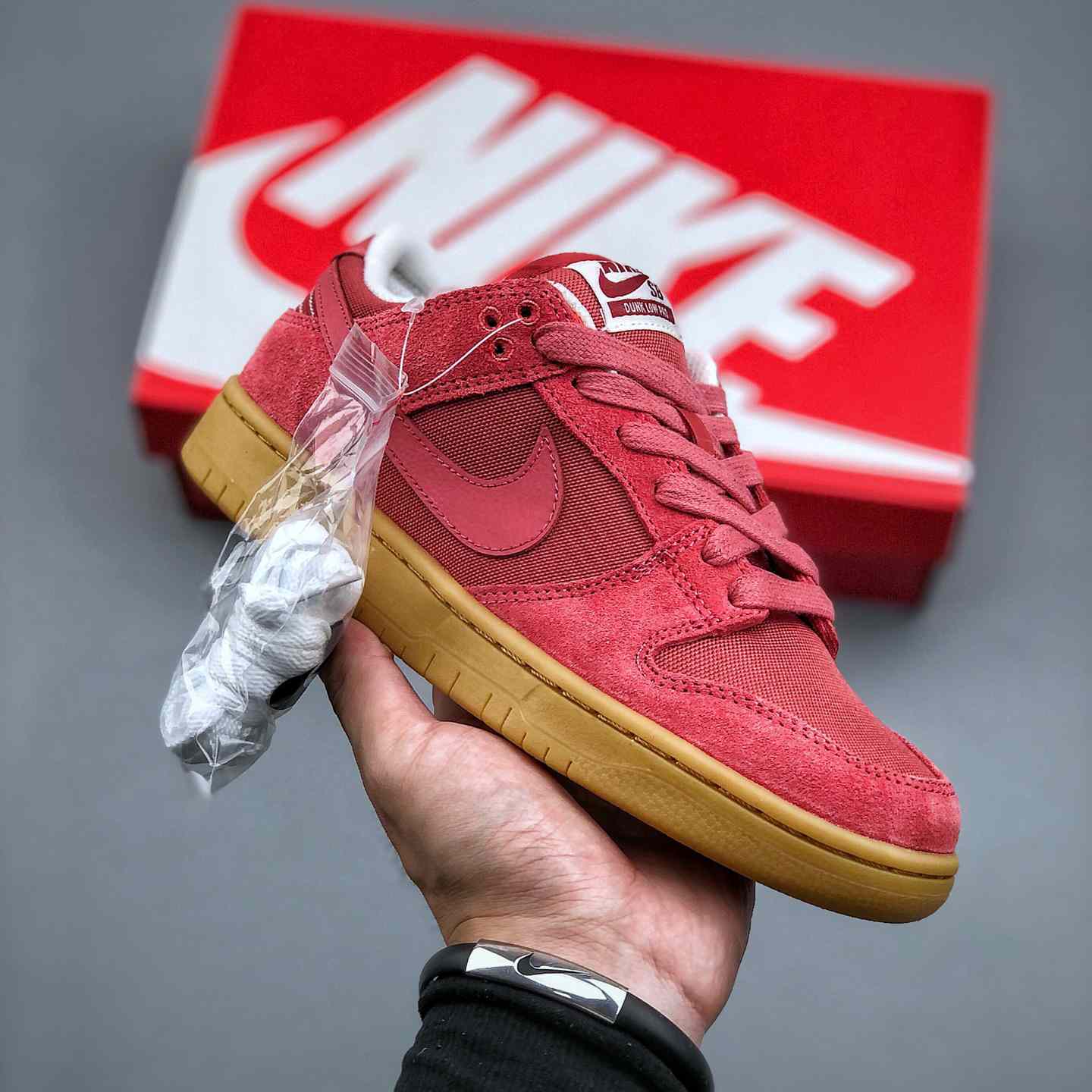 Nike Nk SB Dunk Low Pro "Adobe" Sneakers       DV5429-600 - DopestKickz
