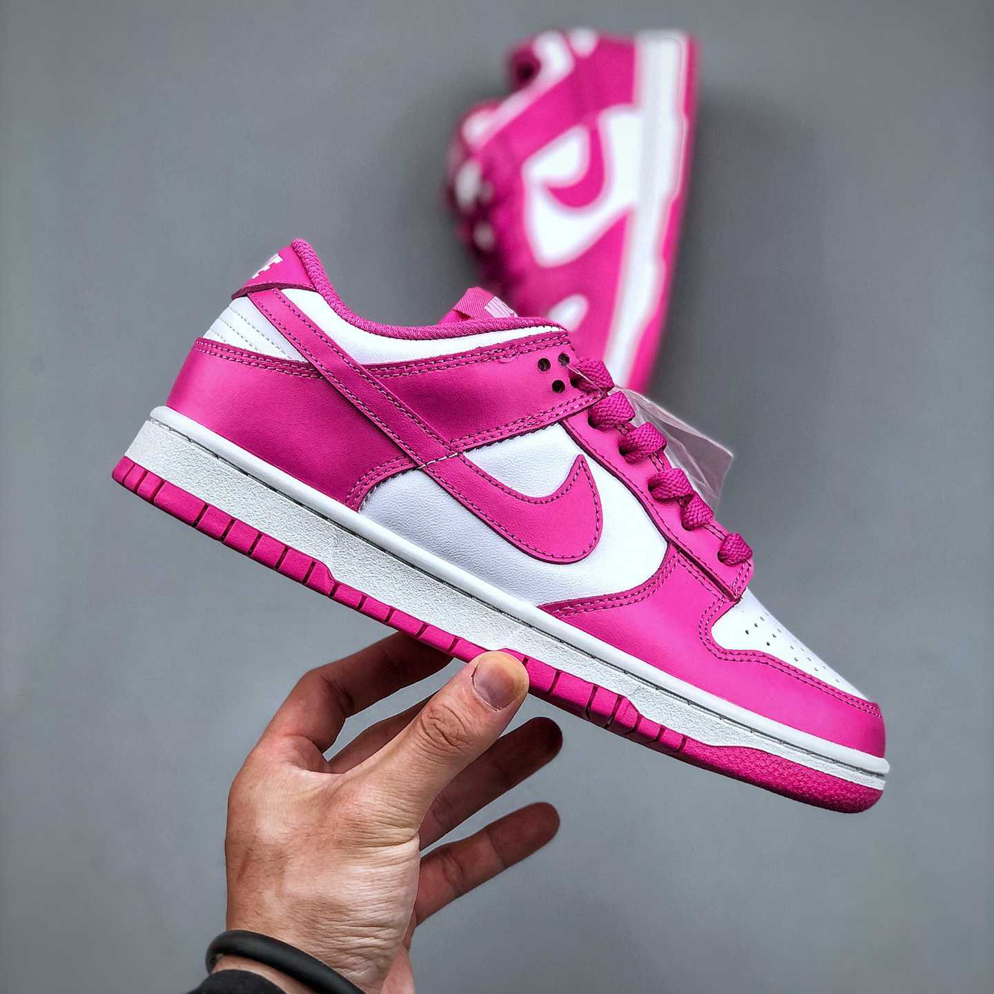 Nike Nk Dunk Low  Sneakers        FJ0704-100 - DopestKickz
