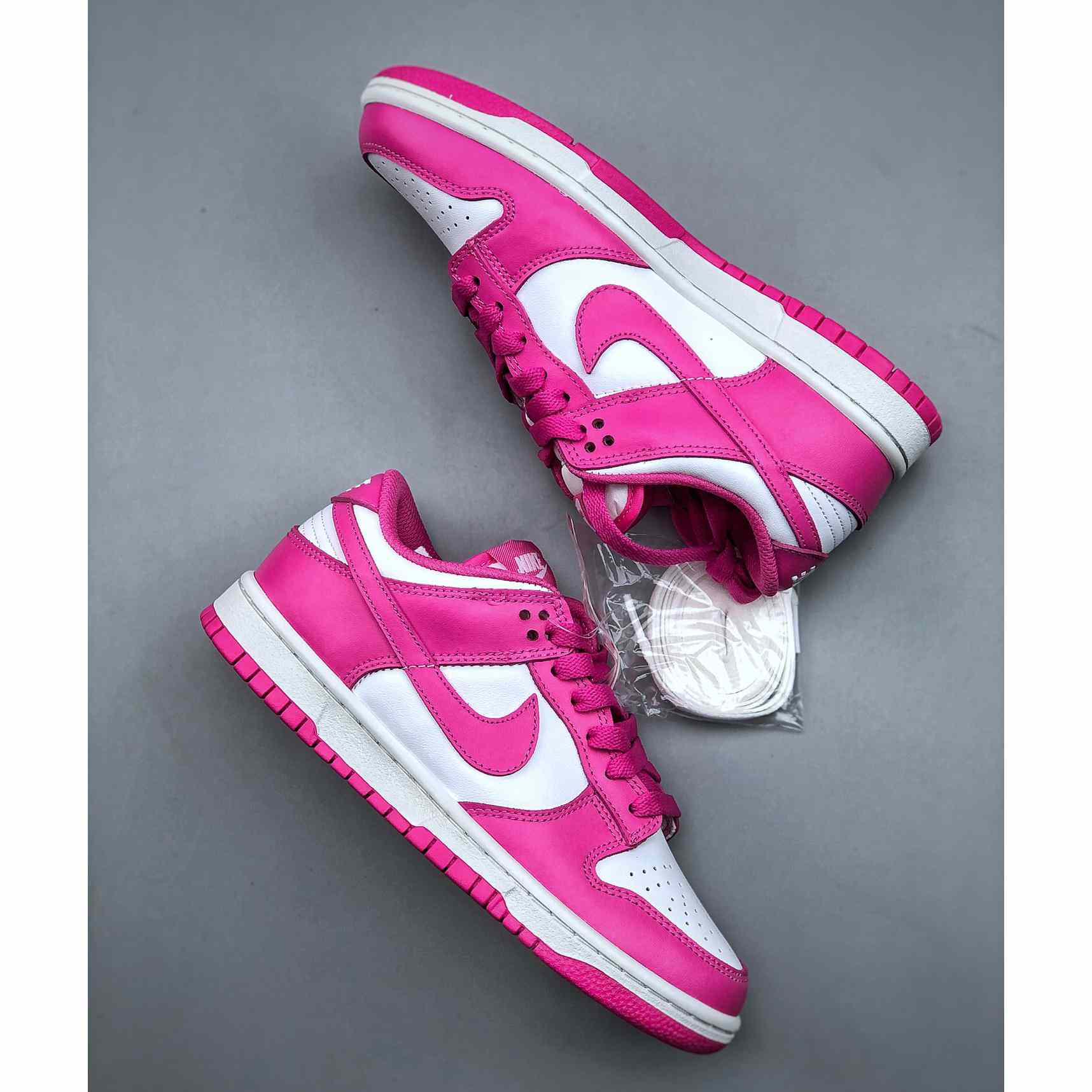 Nike Nk Dunk Low  Sneakers        FJ0704-100 - DopestKickz