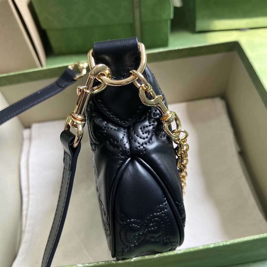 Gucci GG Matelasse Mini Bag(21x 14x 6cm) - DopestKickz