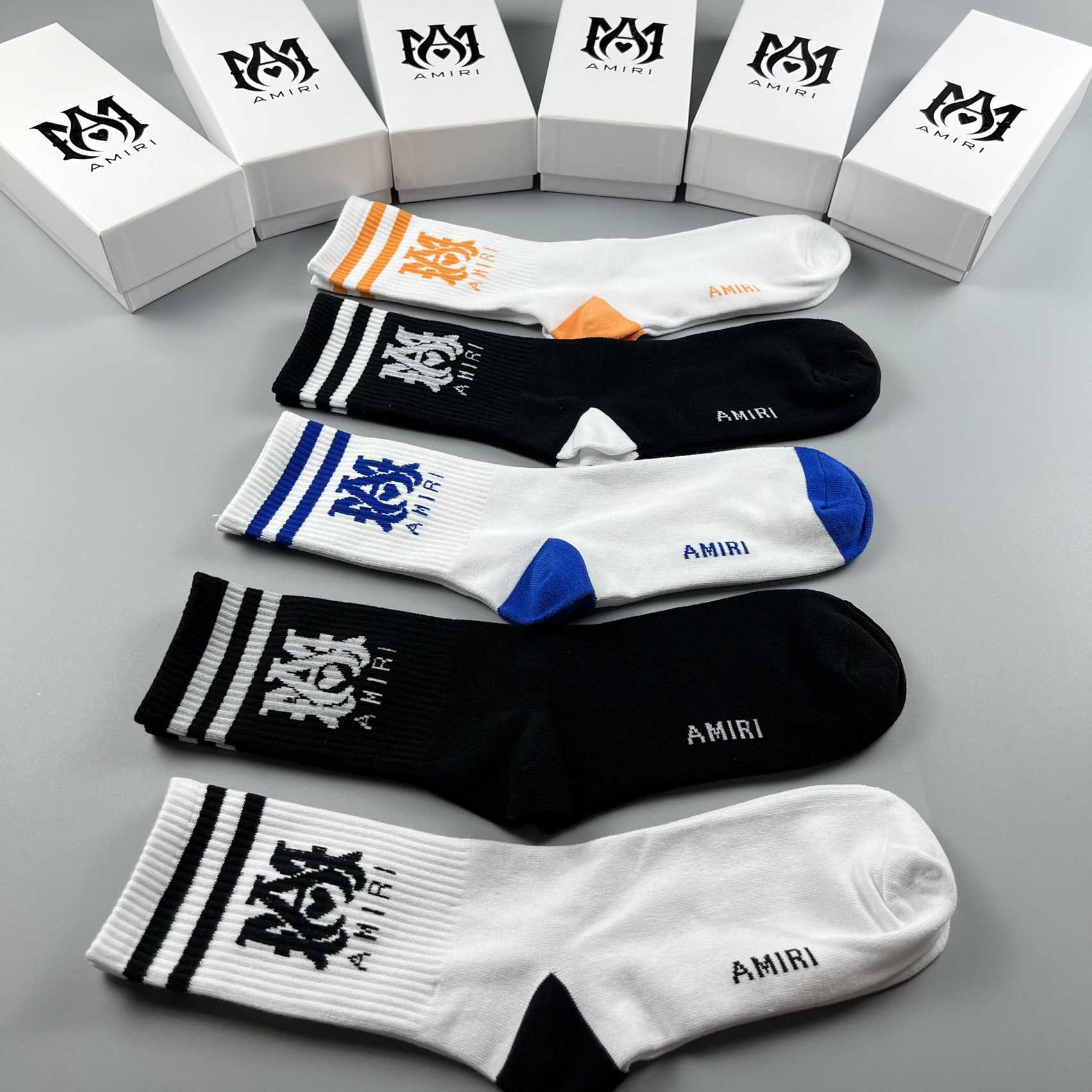Amiri Socks /Box - DopestKickz