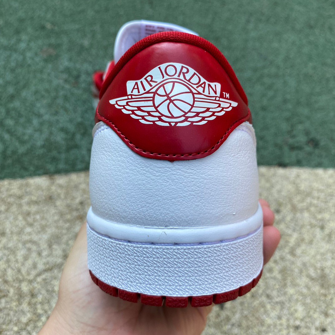 Air Jordan 1 Retro Low Sneaker     705329-101 - DopestKickz