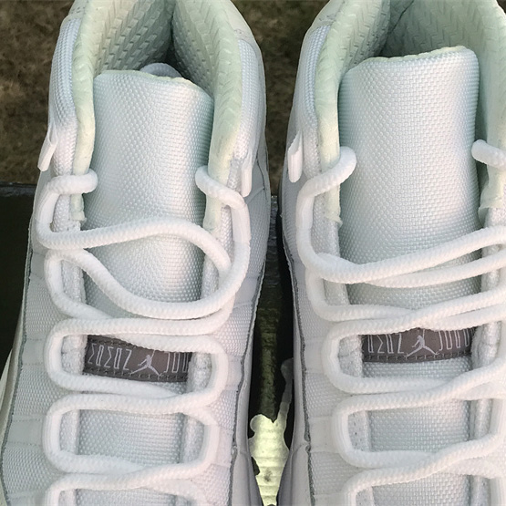 Air Jordan 11Sneaker     408201-101 - DopestKickz