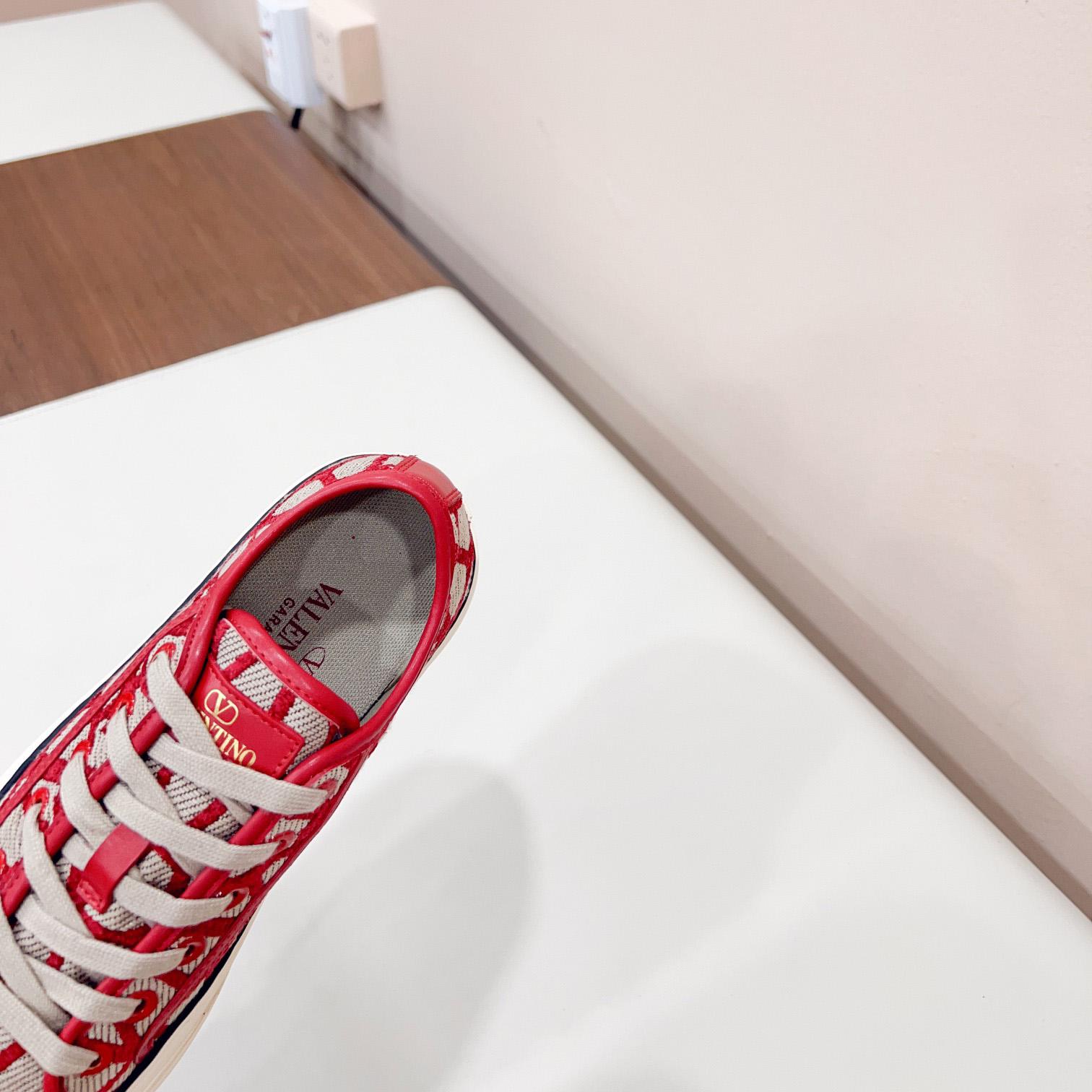Valenti Toile Iconographe Totaloop Low-top Sneaker - DopestKickz