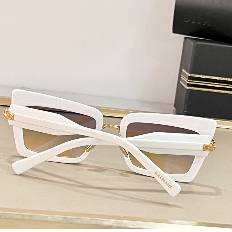 Balmain Admirable Rectangle-frame Sunglasses   BPS-130 - DopestKickz