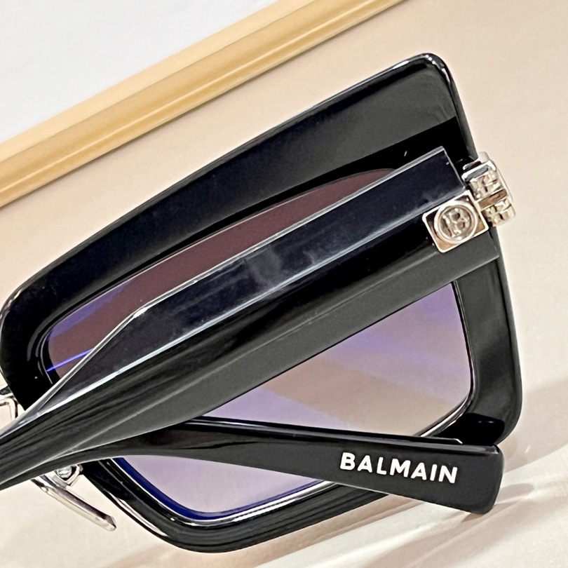 Balmain Admirable Rectangle-frame Sunglasses   BPS-130 - DopestKickz
