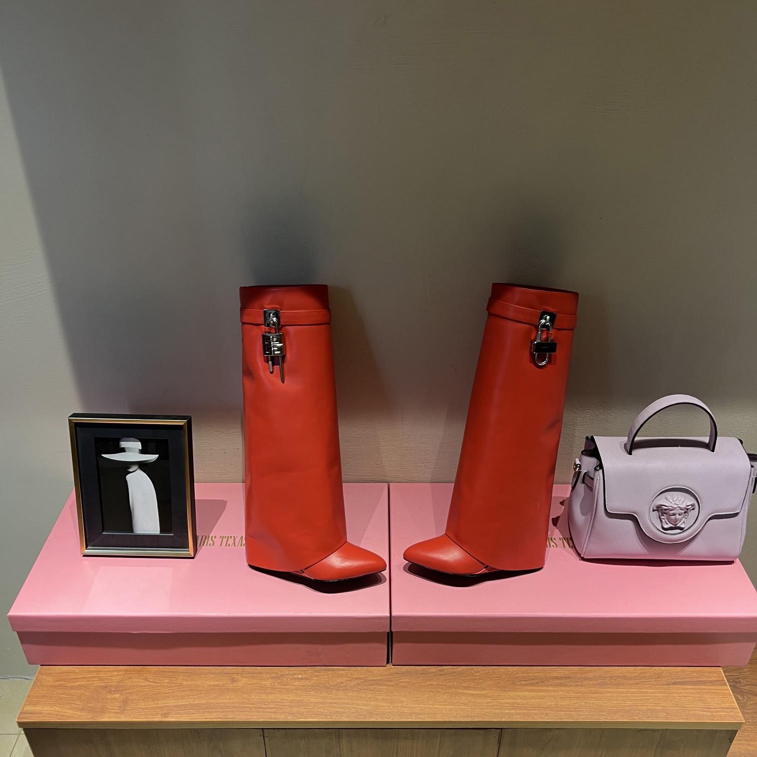 Givenchy Shark Lock Ankle Boots In Leather - DopestKickz