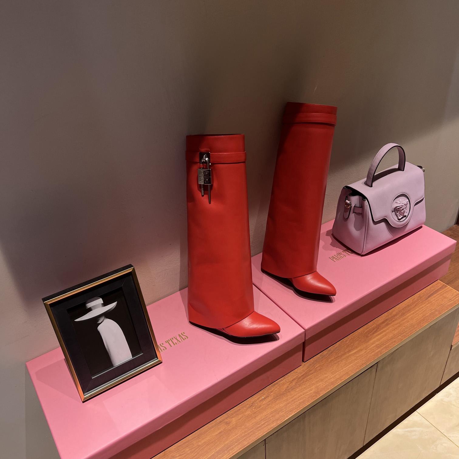 Givenchy Shark Lock Ankle Boots In Leather - DopestKickz