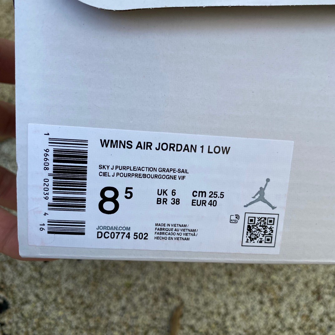 Air Jordan 1 Low Sneaker     DC0774-502 - DopestKickz