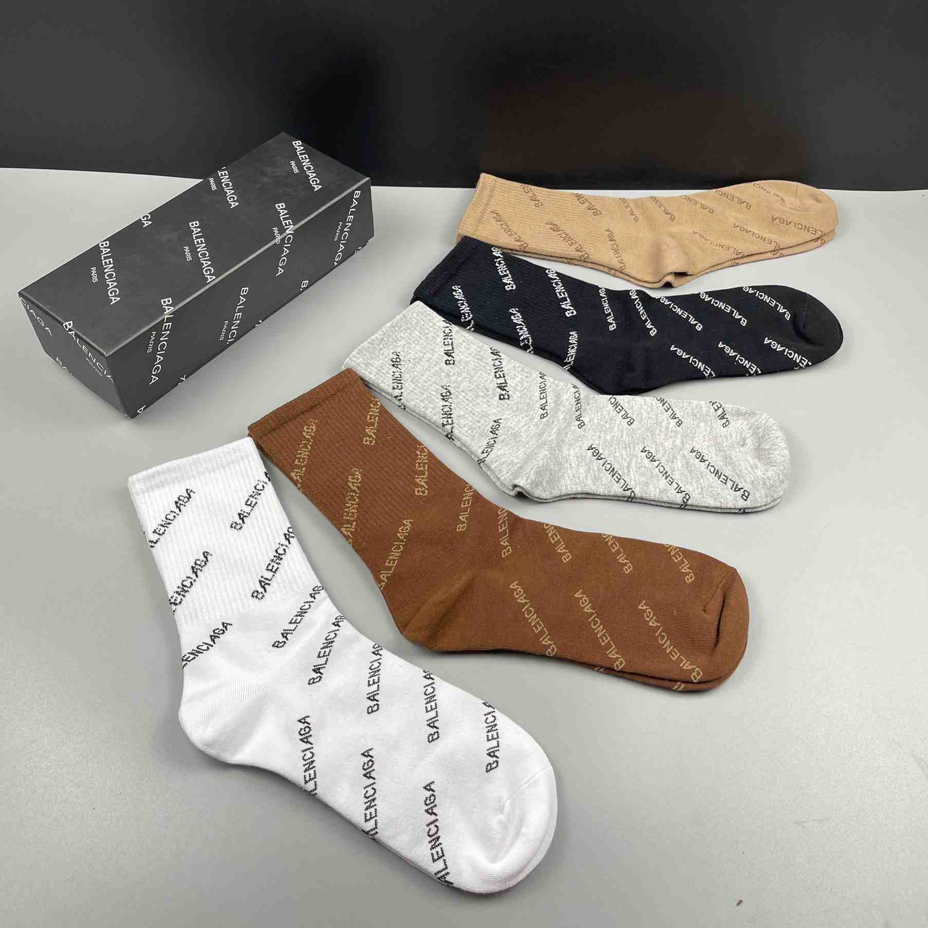 Balenciaga Socks/Box - DopestKickz