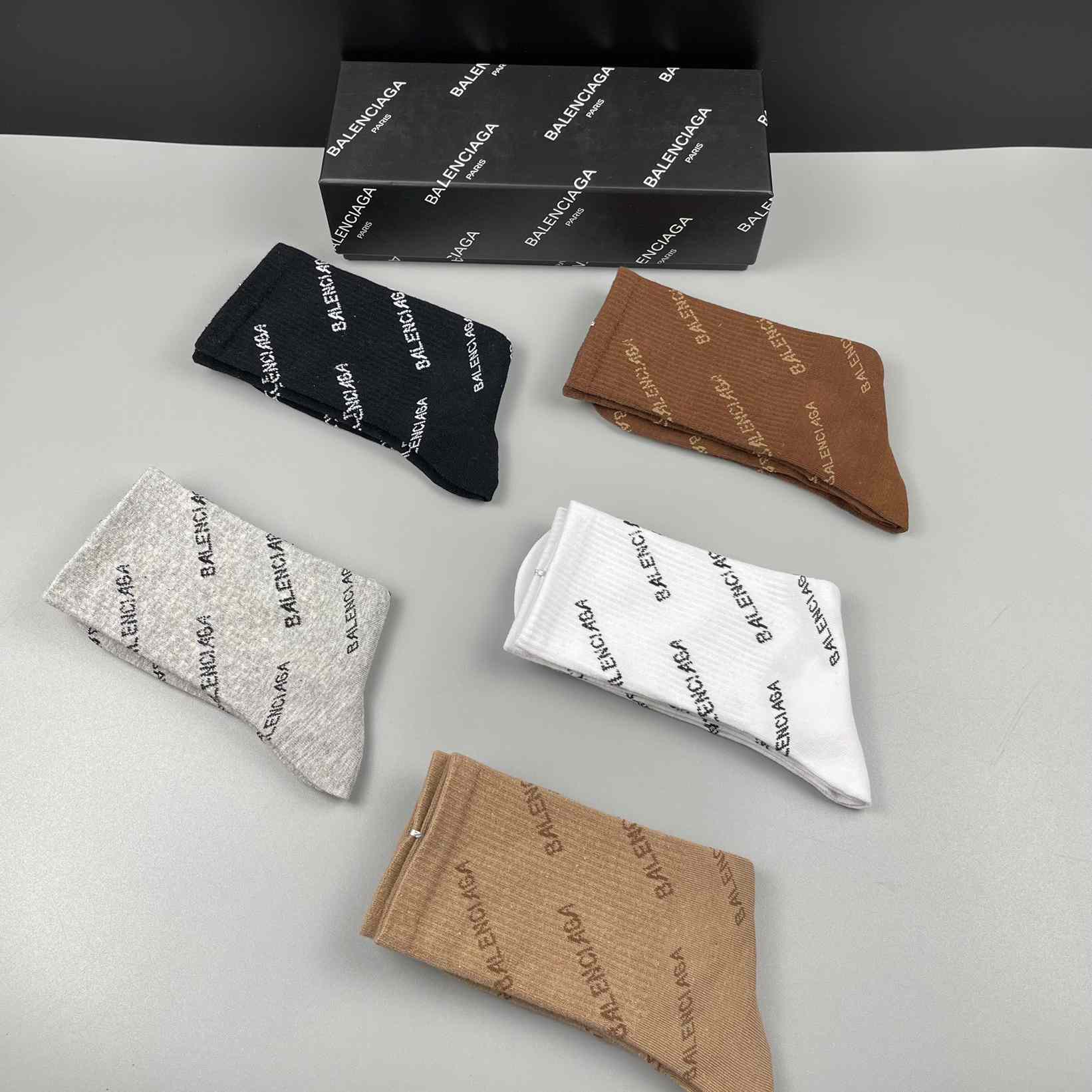 Balenciaga Socks/Box - DopestKickz
