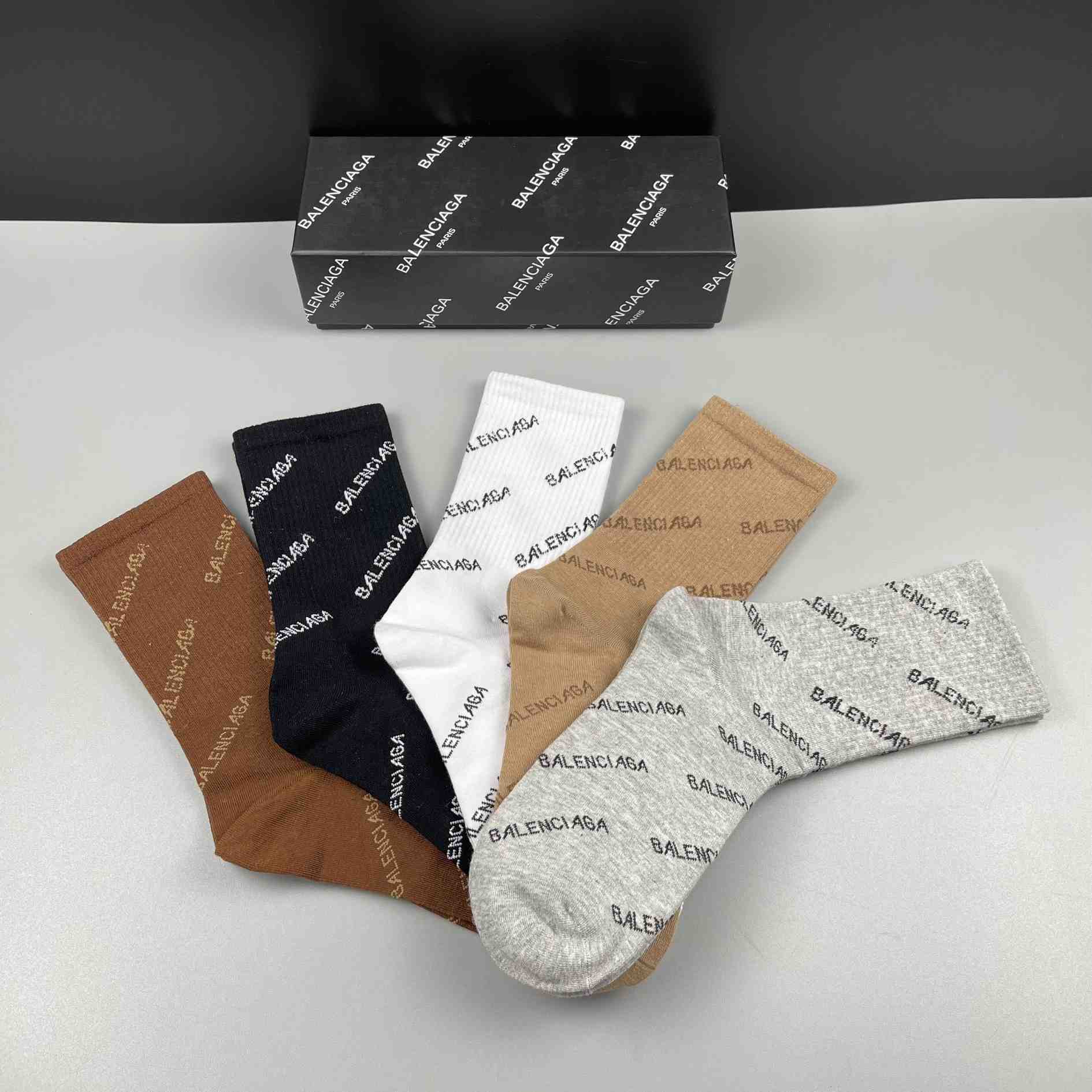 Balenciaga Socks/Box - DopestKickz
