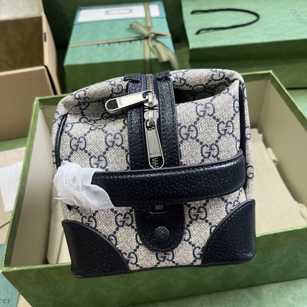 Gucci Savoy Toiletry Case  (26-16.5-16cm) - DopestKickz