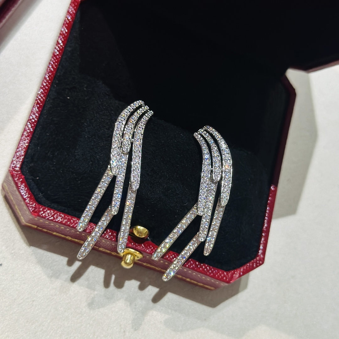 Cartier Diamond Collection Earrings - DopestKickz