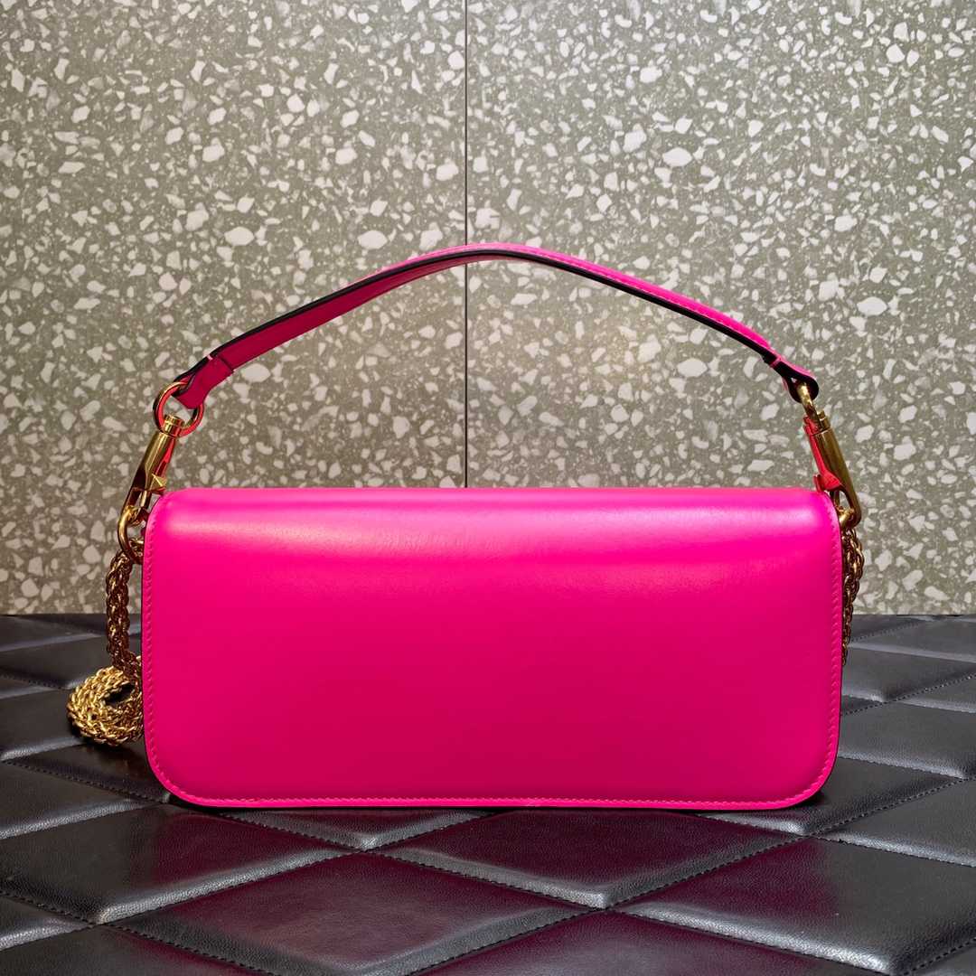 Valenti Garavani Locò Shoulder Bag (27-13-6cm) - DopestKickz