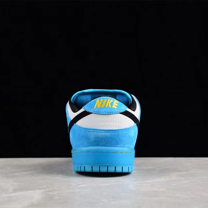 Nike SB Dunk Low Sneakers     FZ8319-300 - DopestKickz