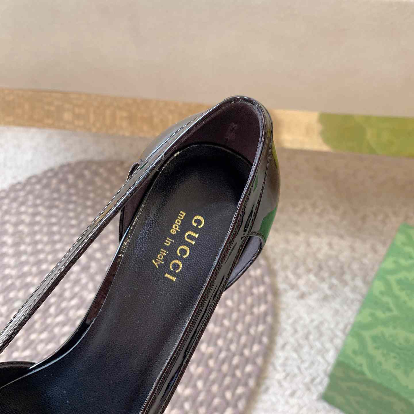 Gucci Women's Pump With GG Canvas - DopestKickz