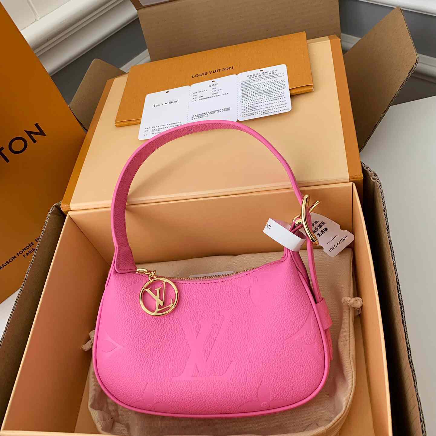 Louis Vuitton Mini Moon Monogram Empreinte (20.5*11*5cm)     M82487 - DopestKickz