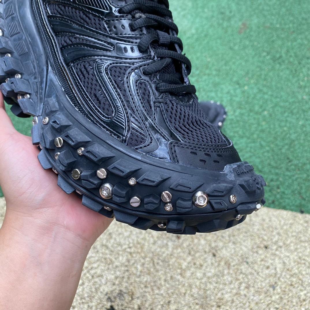 Balenciaga Bouncer Sneaker - DopestKickz