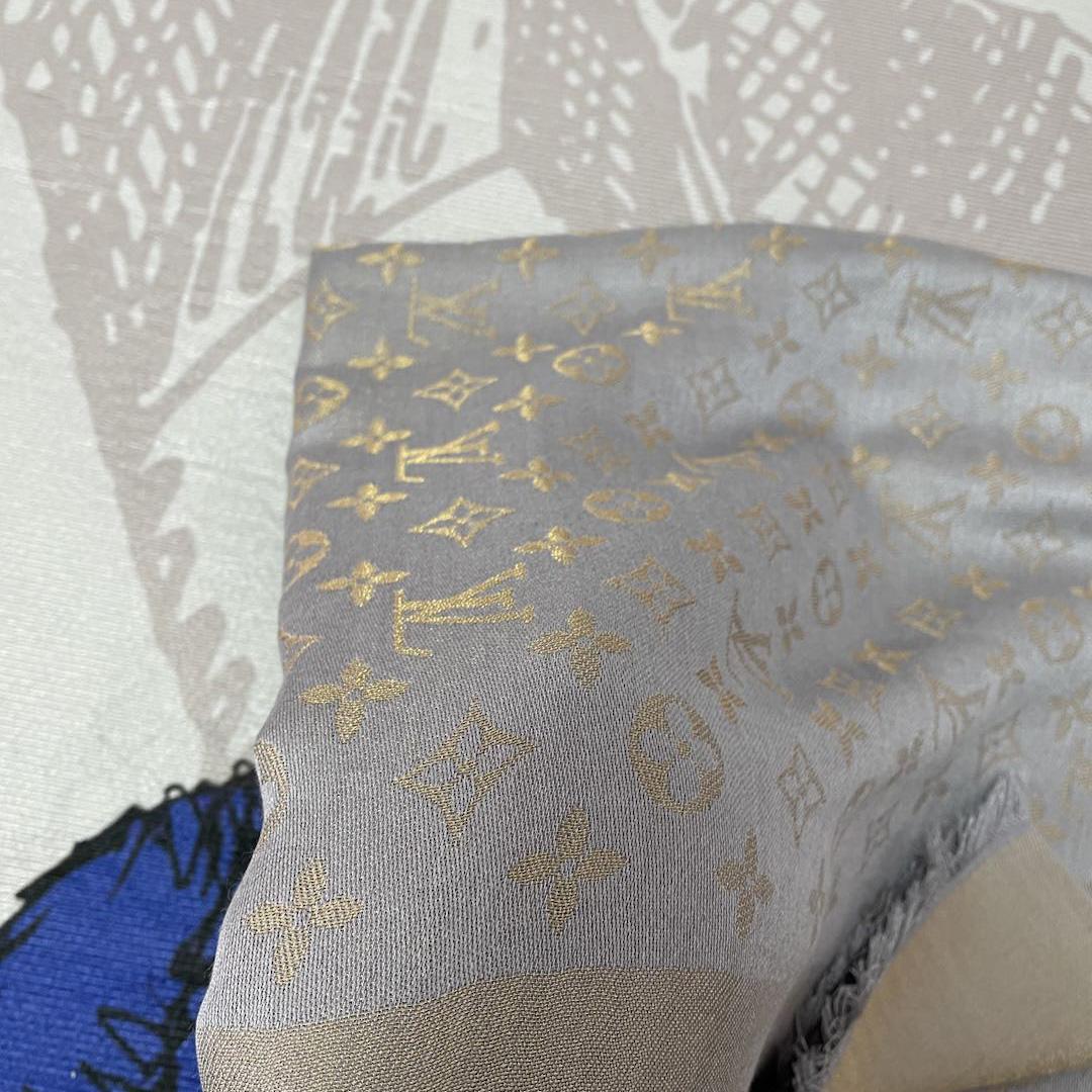 Louis Vuitton Silk Scarf Monogram Shine - DopestKickz