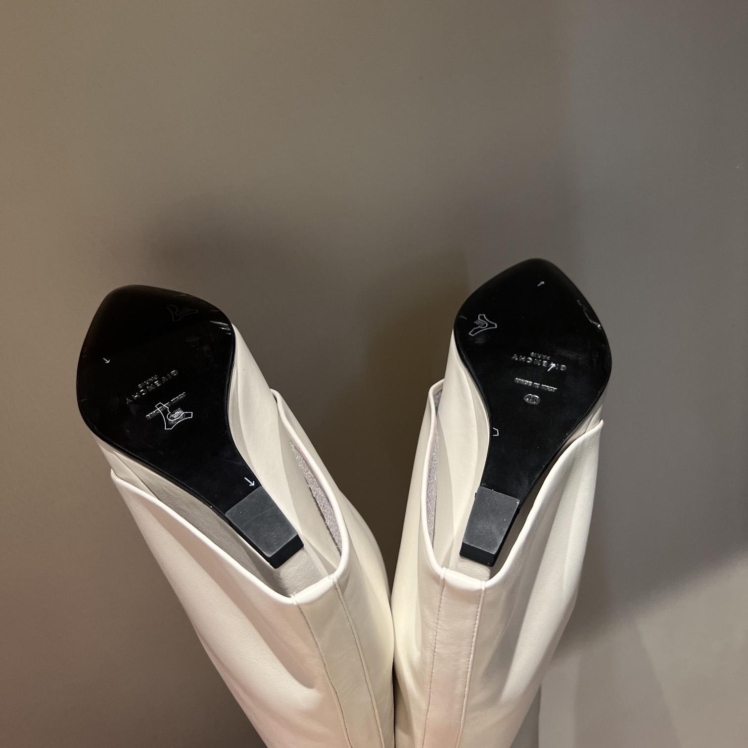 Givenchy Shark Lock Ankle Boots In Leather - DopestKickz