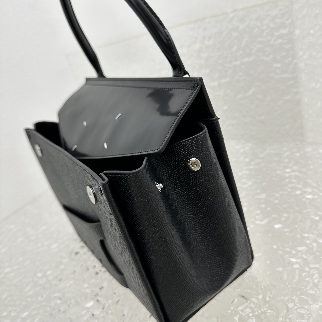 Maison Margiela Small Grained Leather Tote Bag (26x 19x 8cm) - DopestKickz