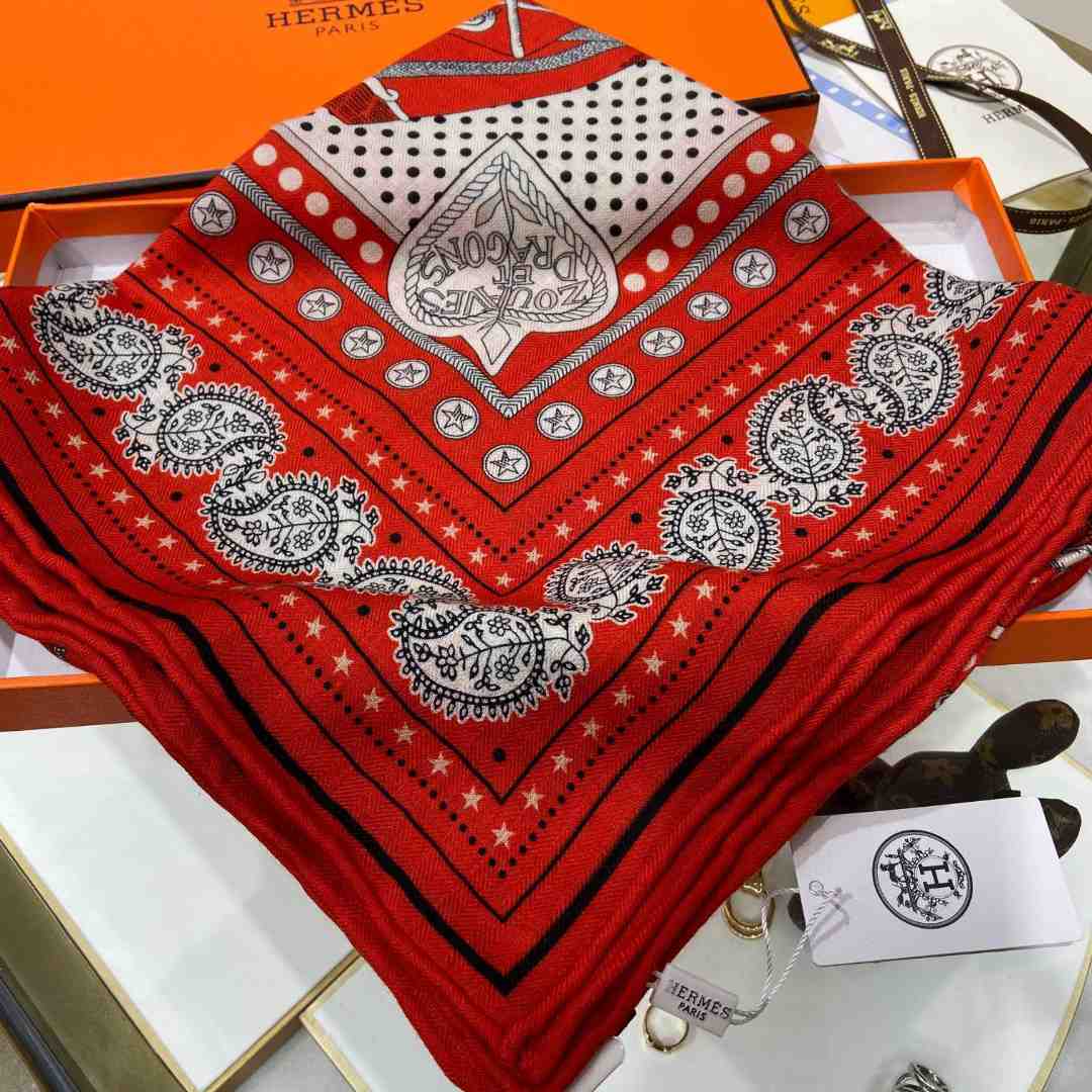 Hermes Zouaves et Dragons Bandana Shawl 140 - DopestKickz