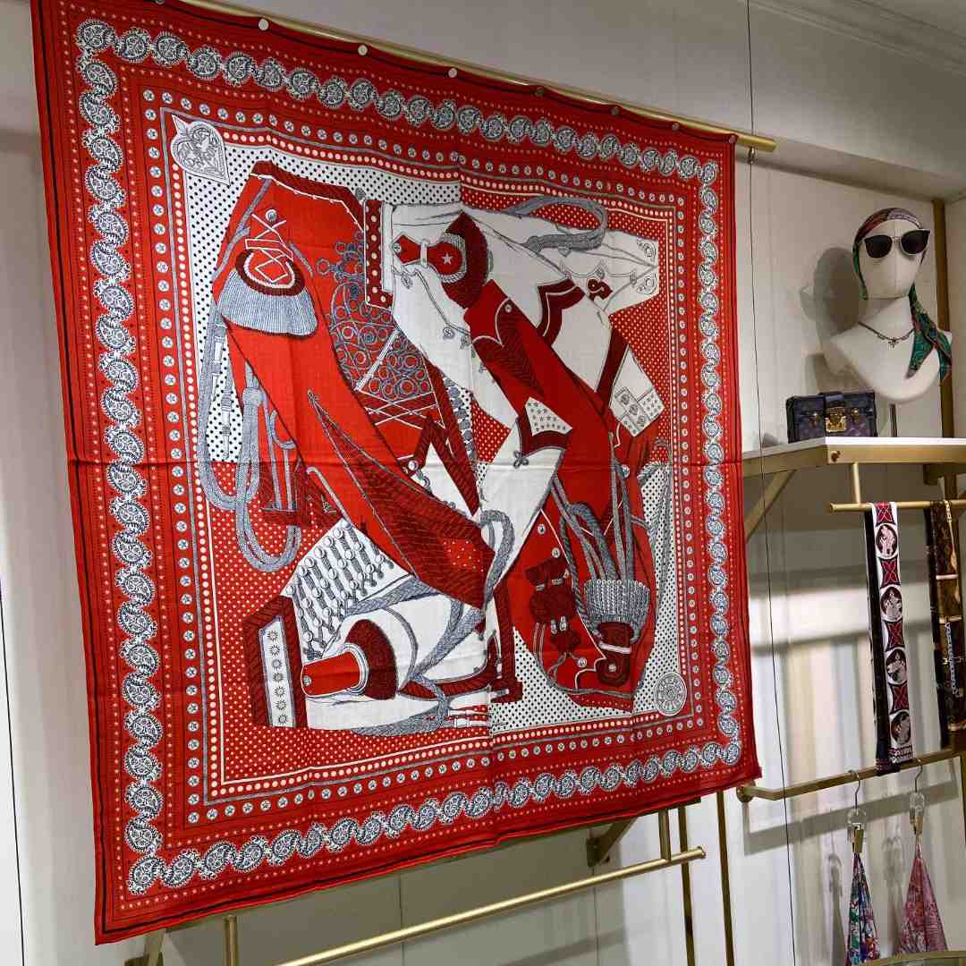 Hermes Zouaves et Dragons Bandana Shawl 140 - DopestKickz