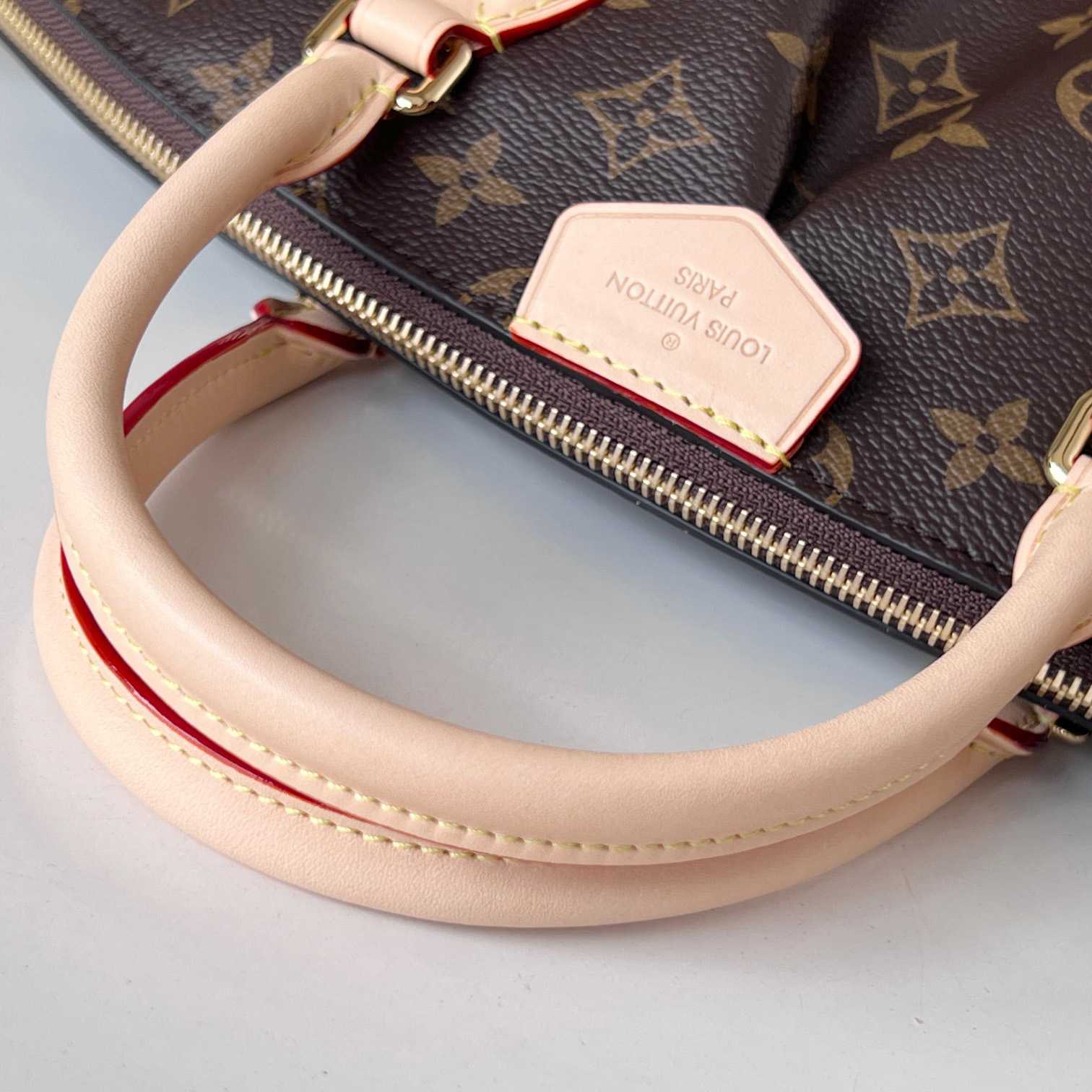 Louis Vuitton Boétie PM (25 x 23 x 14cm)M45986 - DopestKickz