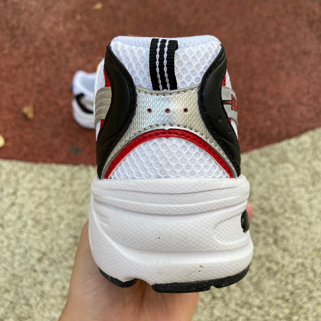 New Balance 530 Sneakers    MR530SA - DopestKickz