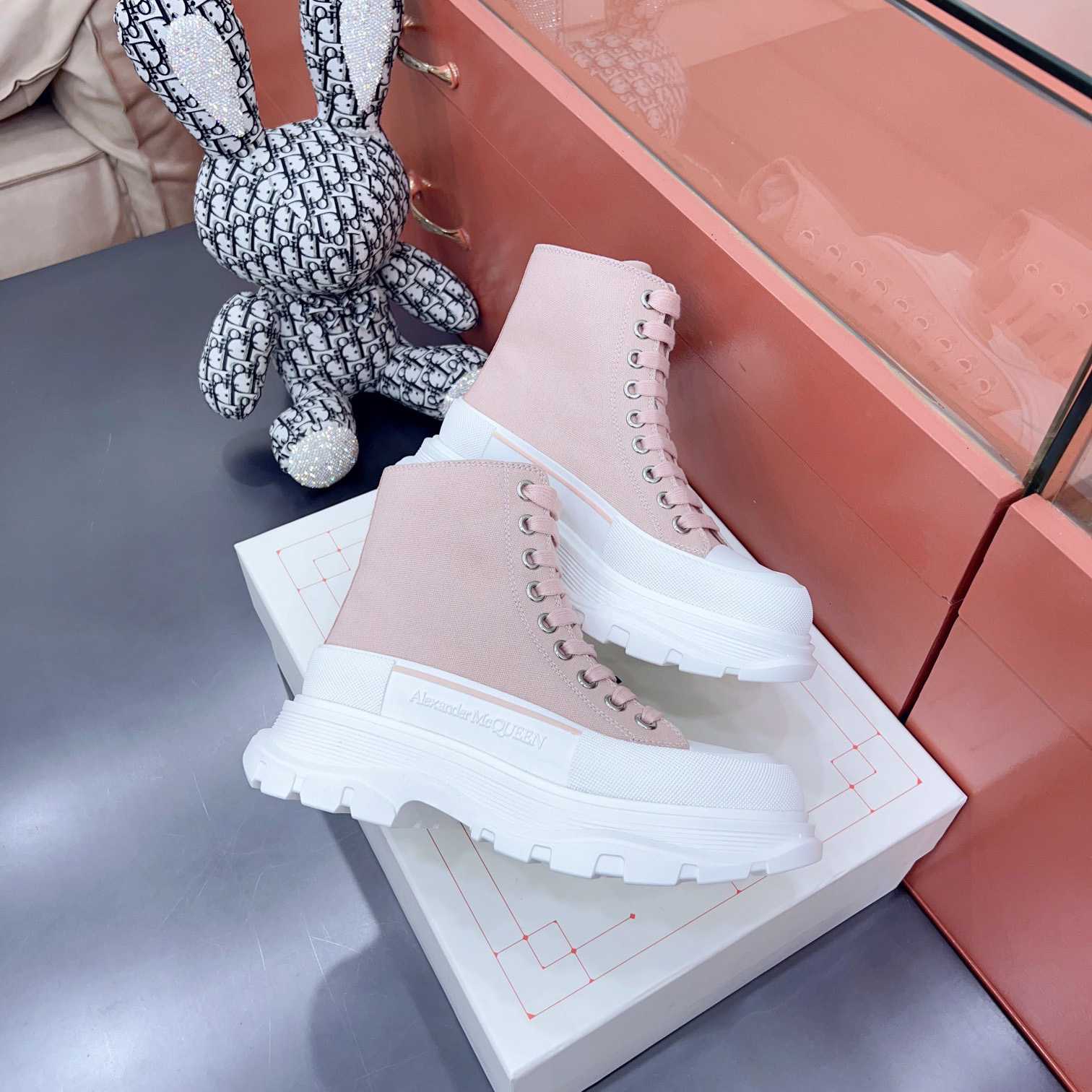 Alexander Mqueen Tread Slick Boot  - DopestKickz