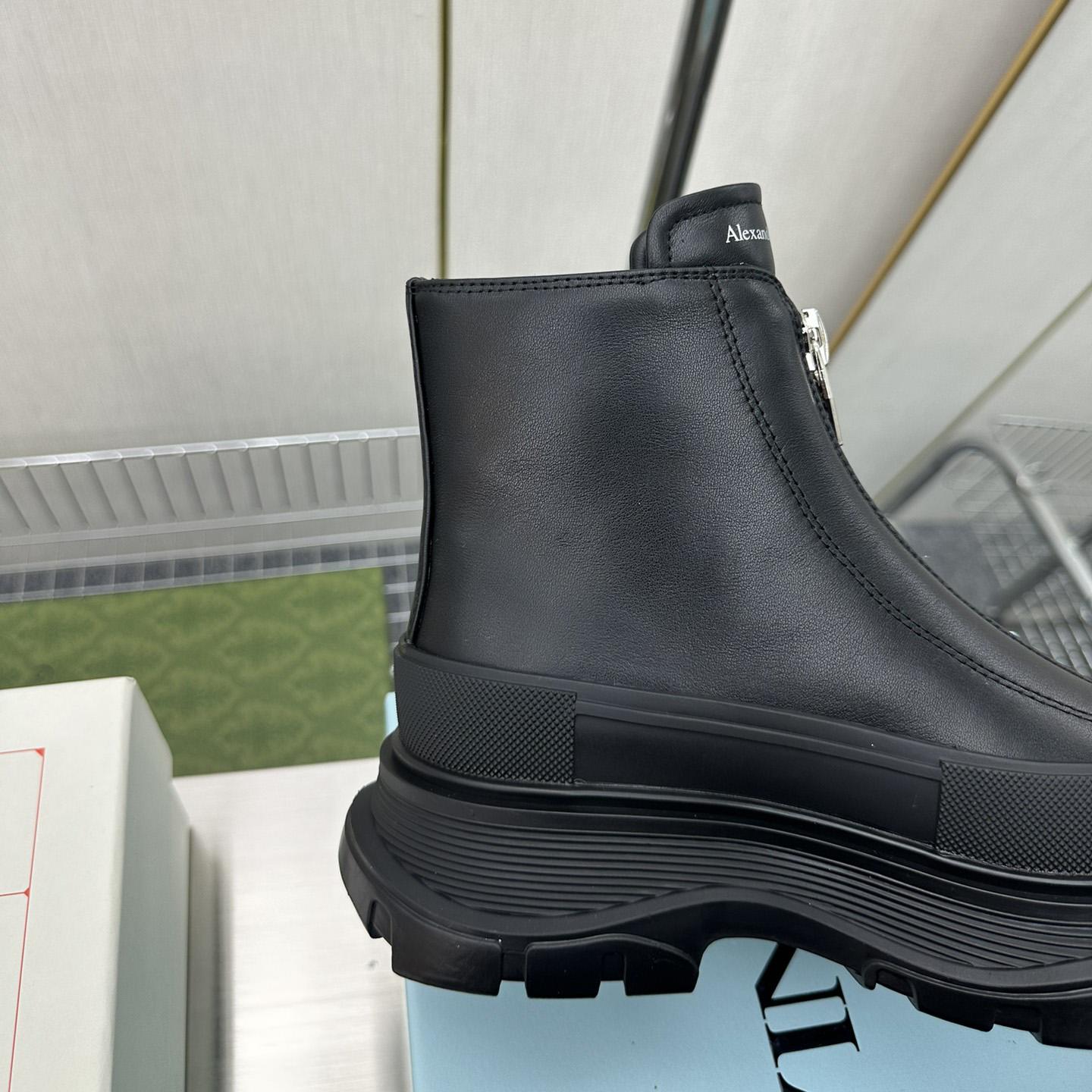 Alexander Mqueen Tread Slick Zip Boot In Black - DopestKickz