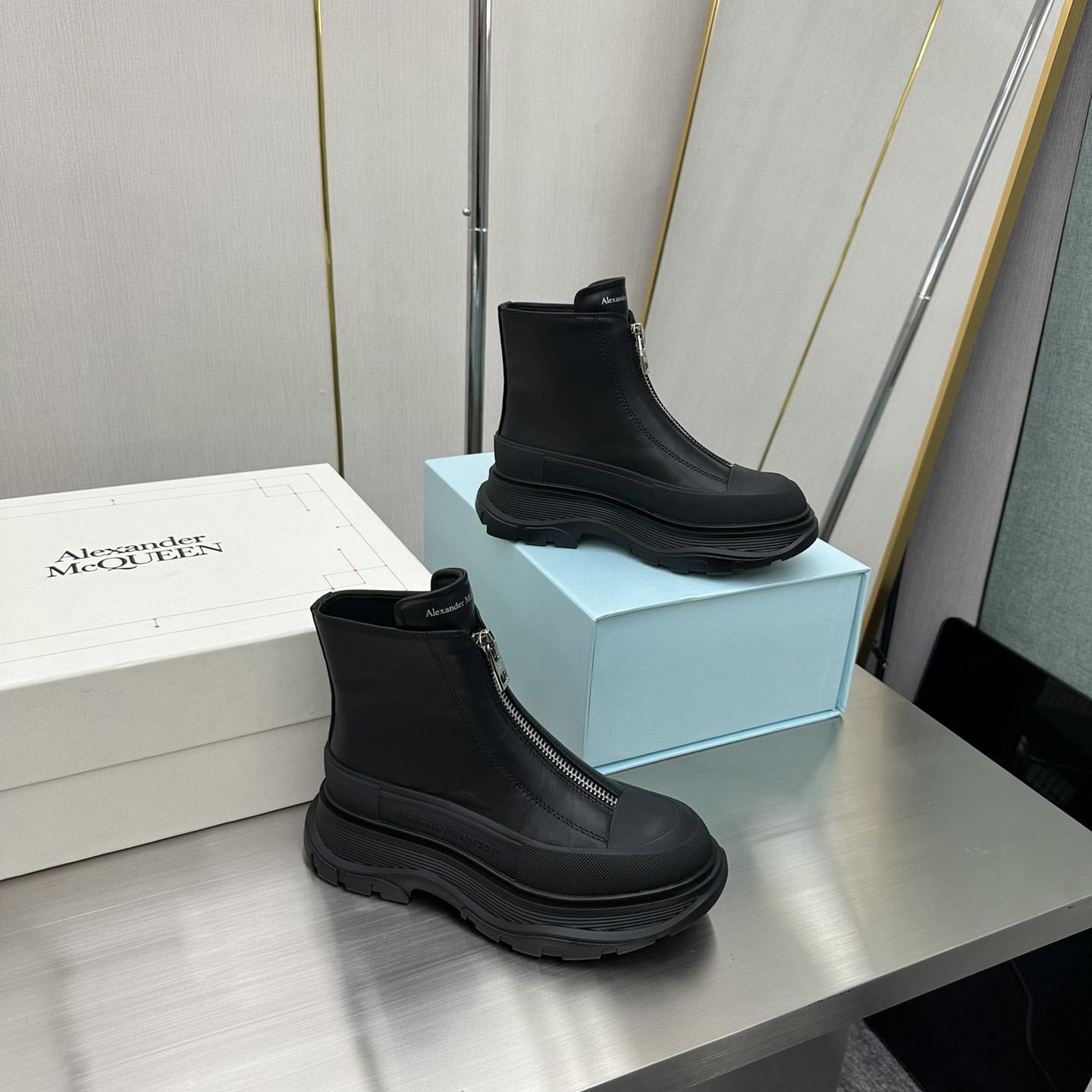 Alexander Mqueen Tread Slick Zip Boot In Black - DopestKickz