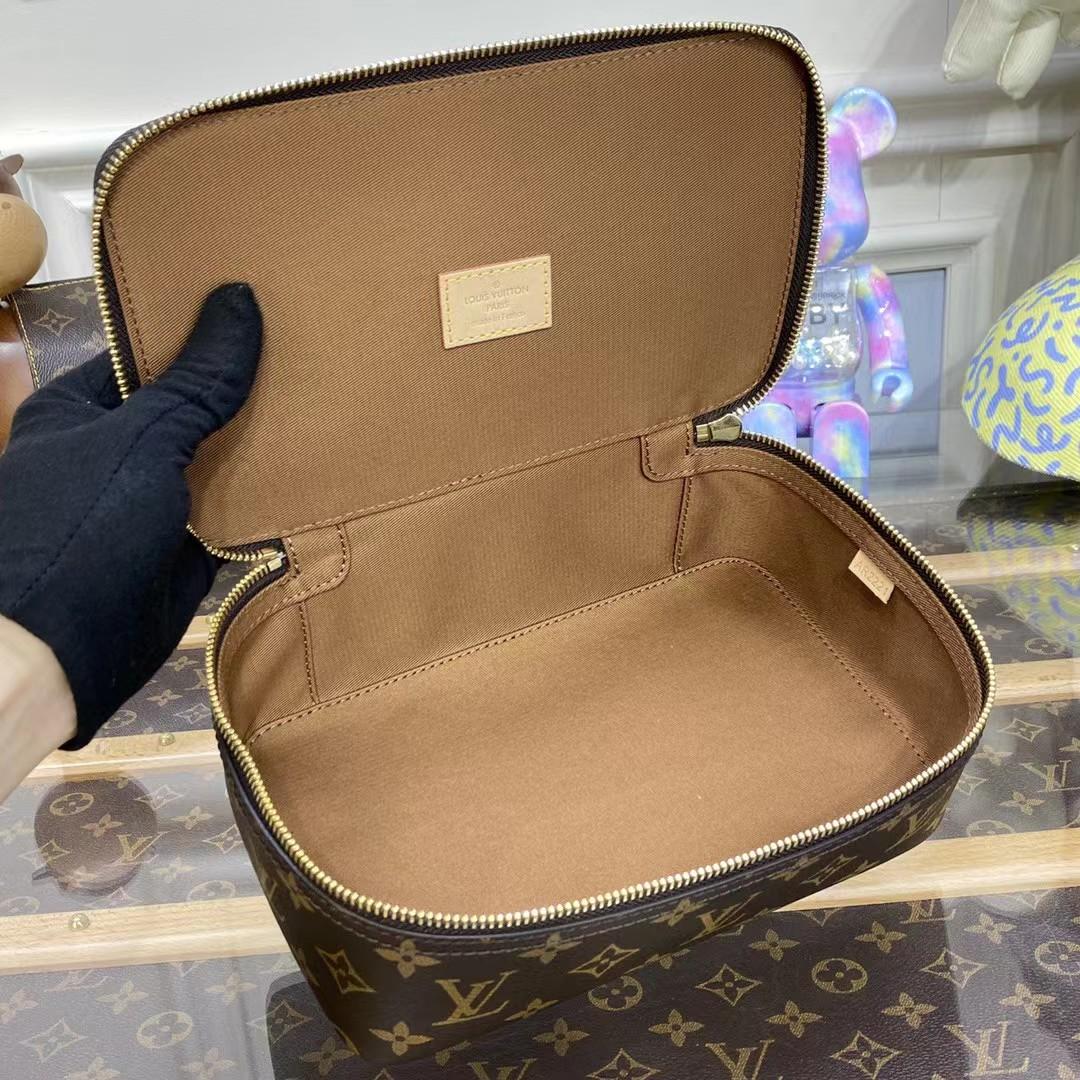 Louis Vuitton Packing Cube MM (22.4-18.5-14cm)  M43689 - DopestKickz