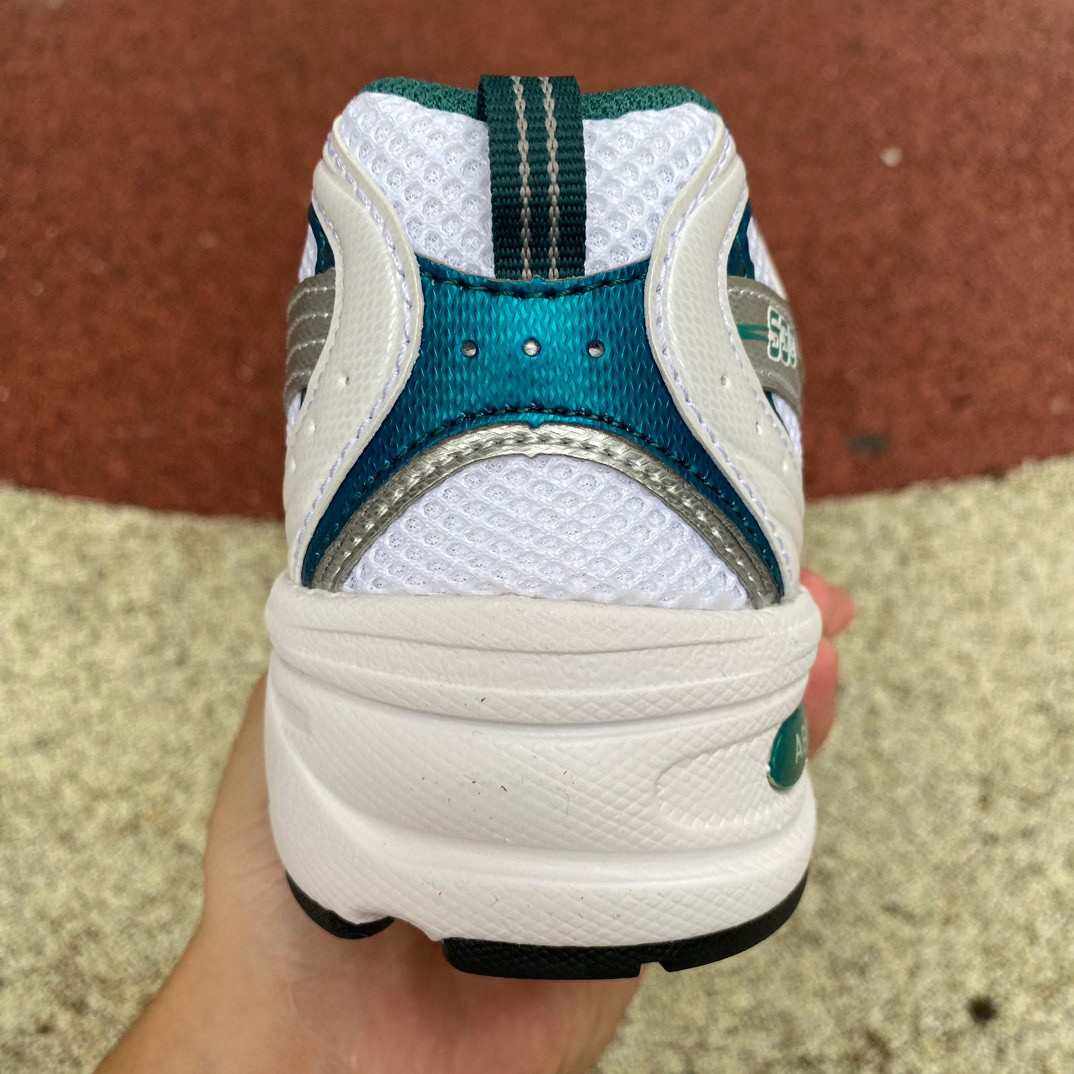 New Balance 530 Sneakers    MR530AB - DopestKickz