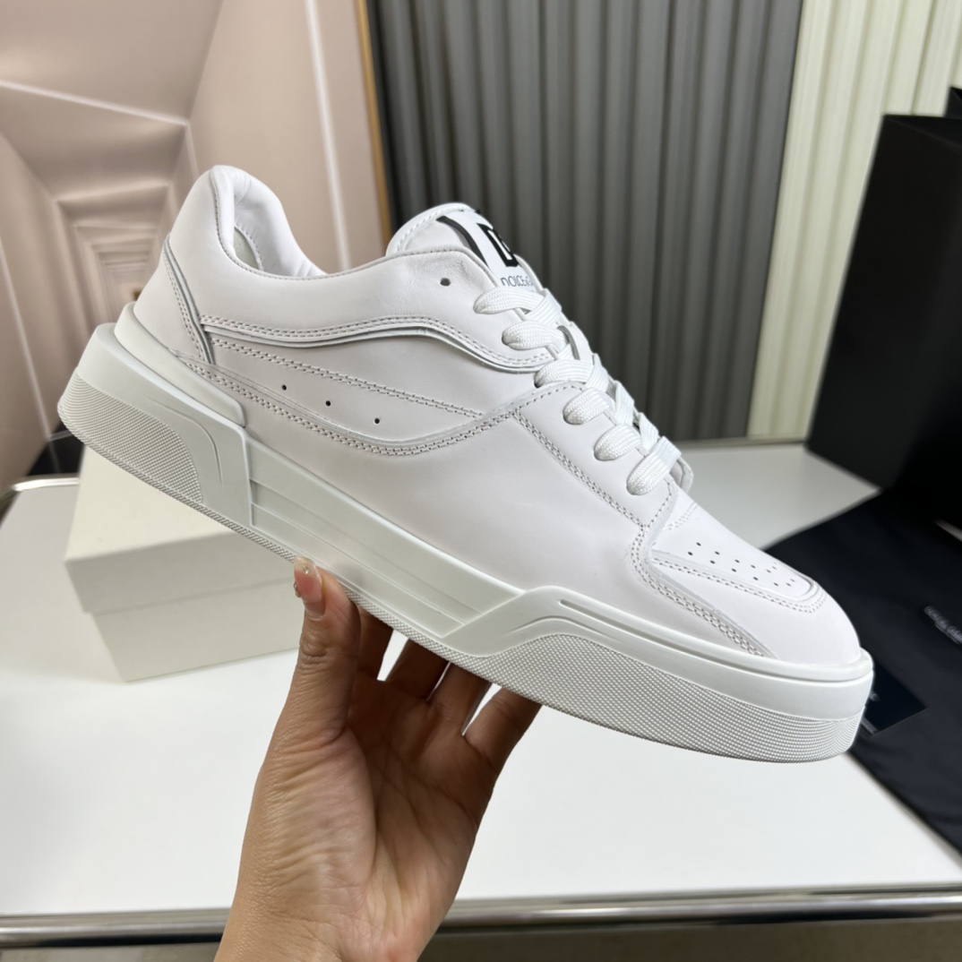 Dolce & Gabbana Calfskin nappa New Roma Sneakers - DopestKickz
