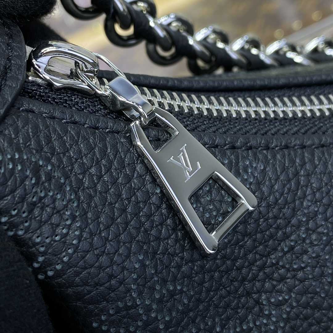 Louis Vuitton Baia PM (26 *17 *7.5cm)    M22819 - DopestKickz