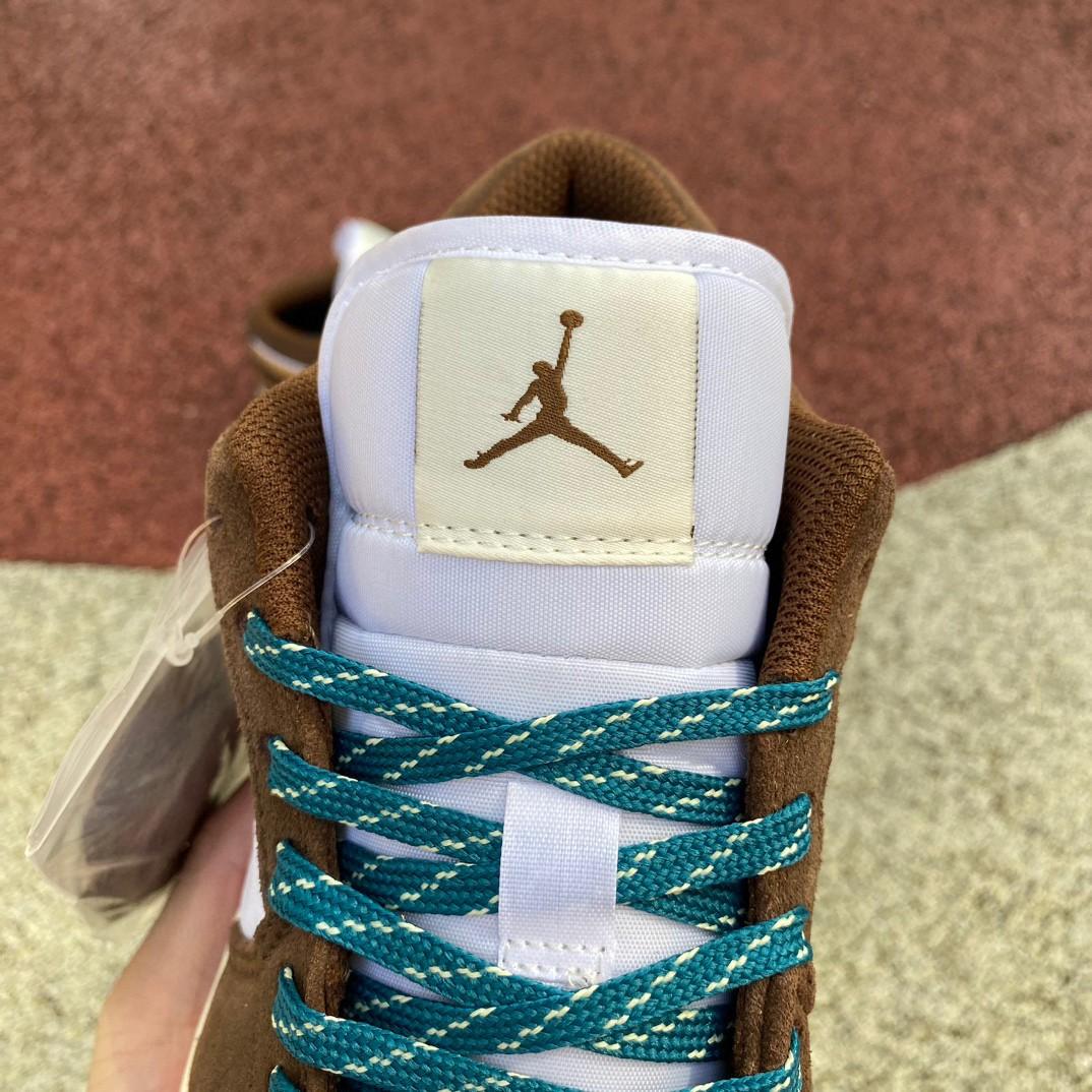 Air Jordan 1 Low Sneaker    FB2216-200 - DopestKickz