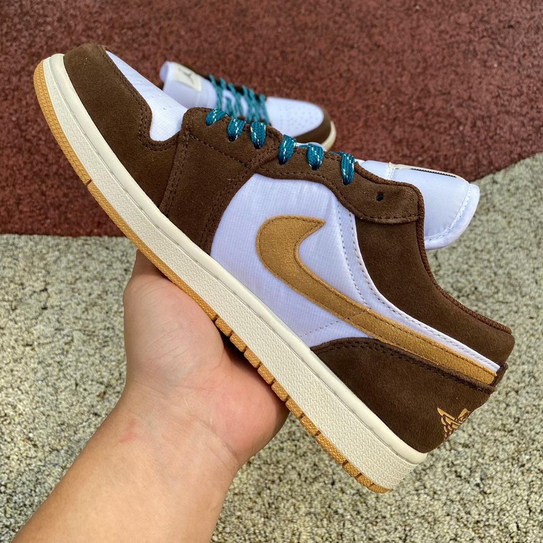 Air Jordan 1 Low Sneaker    FB2216-200 - DopestKickz
