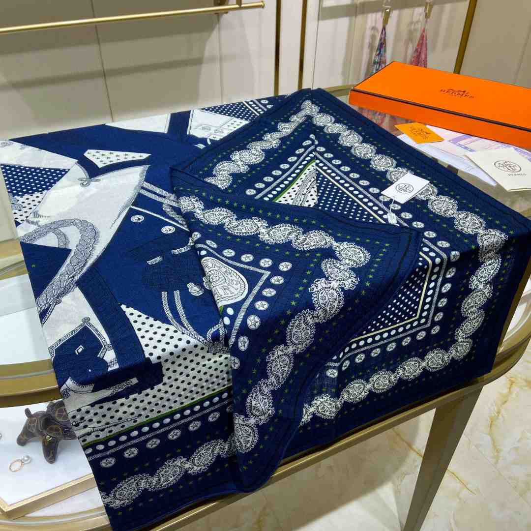 Hermes Zouaves et Dragons Bandana Shawl 140 - DopestKickz