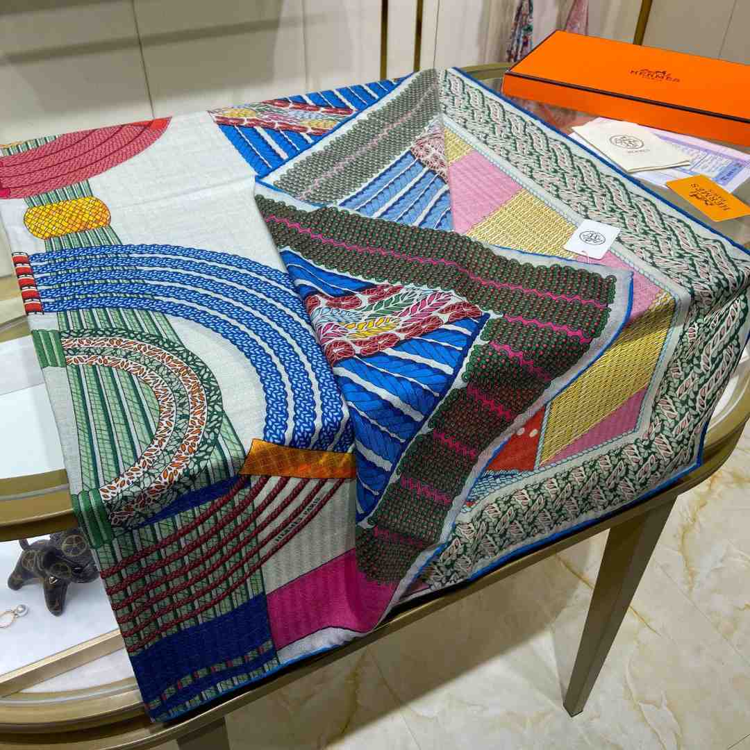 Hermes Dressage Tressage Shawl 140 - DopestKickz