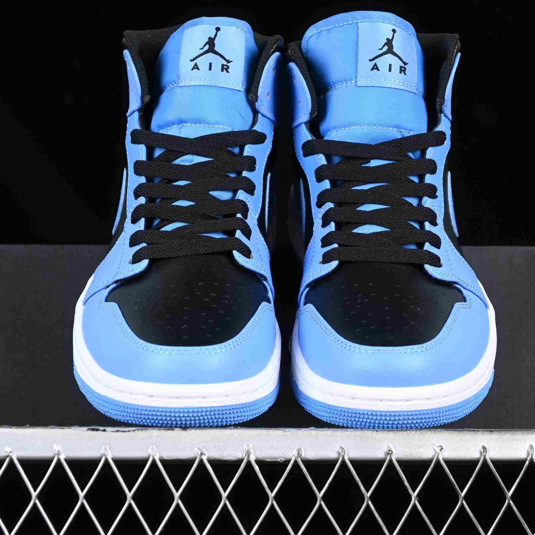 Air Jordan AJ1 Mid Sneaker     DQ8426-401 - DopestKickz