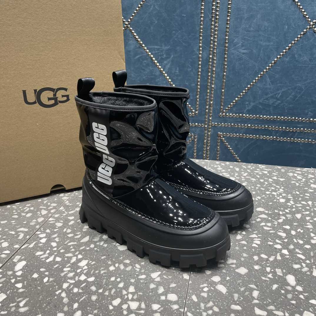 Ugg Classic Brellah Logo-print Boots - DopestKickz