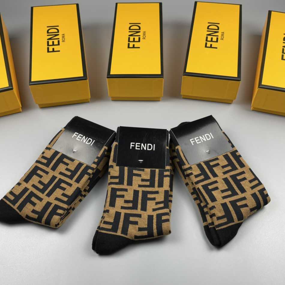 Fendi Socks /Box - DopestKickz