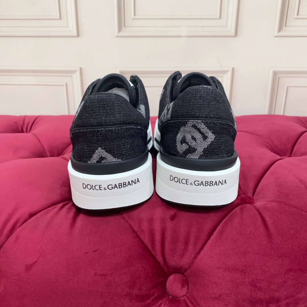 Dolce & Gabbana New Roma Sneakers With Denim Logo - DopestKickz