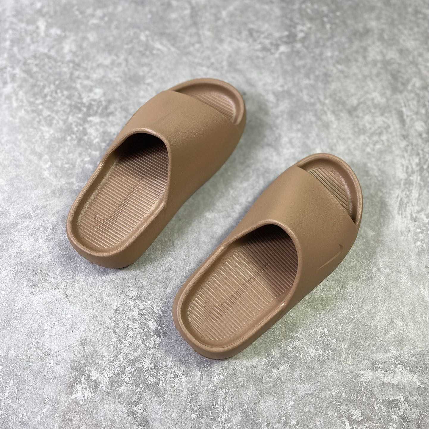 Nike Calm Slide   FD4116-200 - DopestKickz