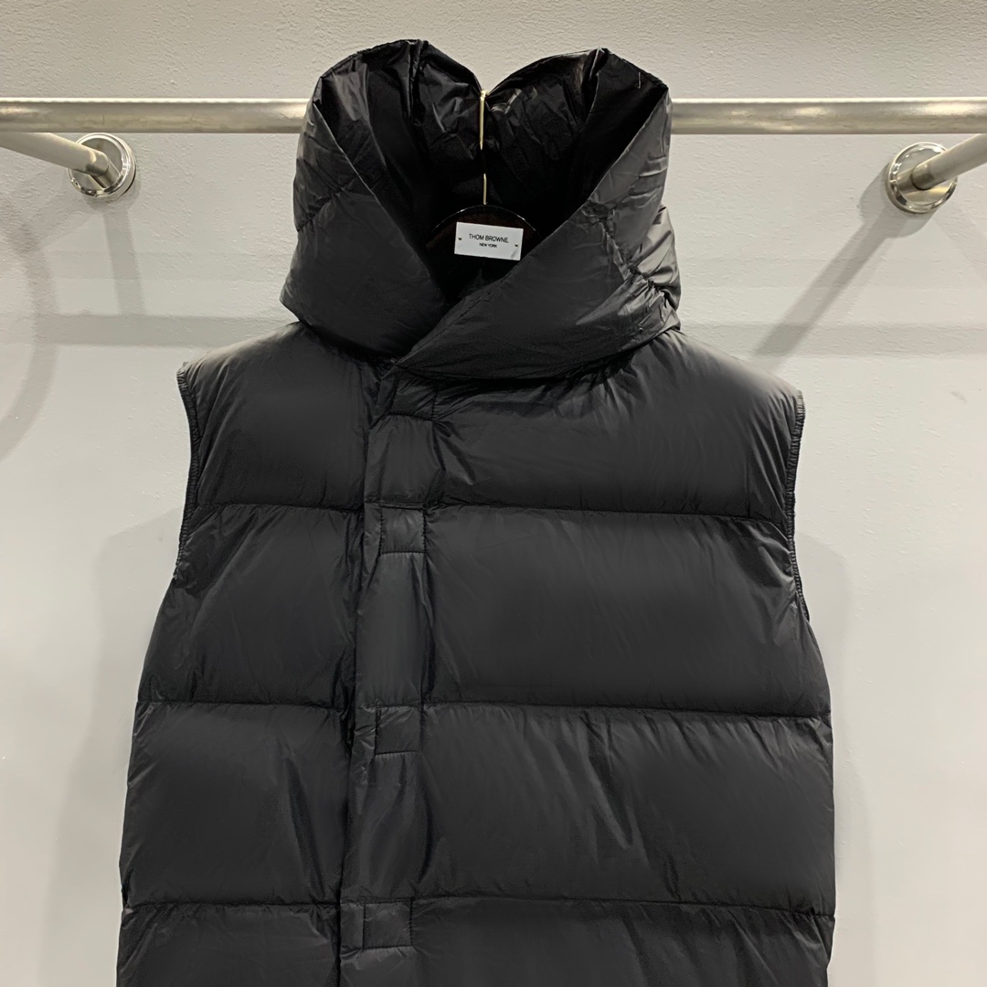 Rick Owens Black Padded Down Vest - DopestKickz