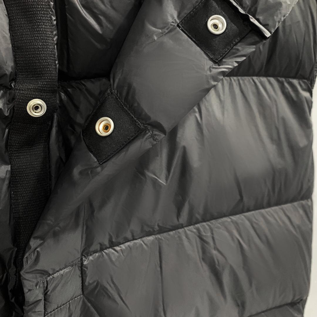 Rick Owens Black Padded Down Vest - DopestKickz